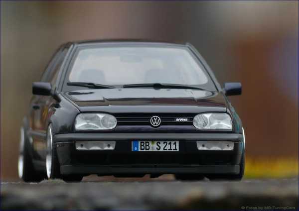 1:18 VW Golf III MK3 VR6 dunkellila metallic + Alus EtaBeta turbo